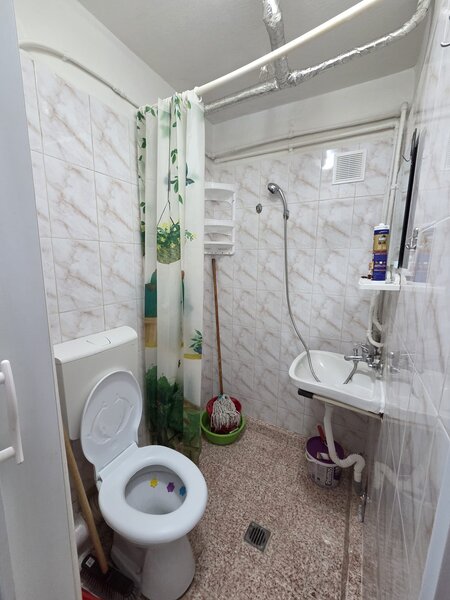 Piata Resita, Berceni, garsoniera confort 3, proaspat renovata